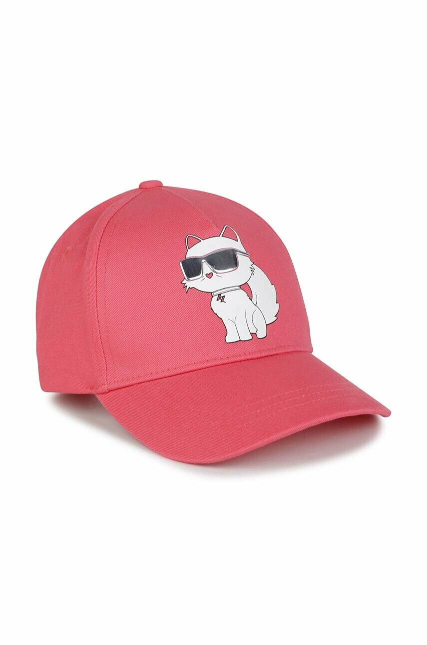 Karl Lagerfeld Детска памучна шапка в червено с принт - Pepit.bg