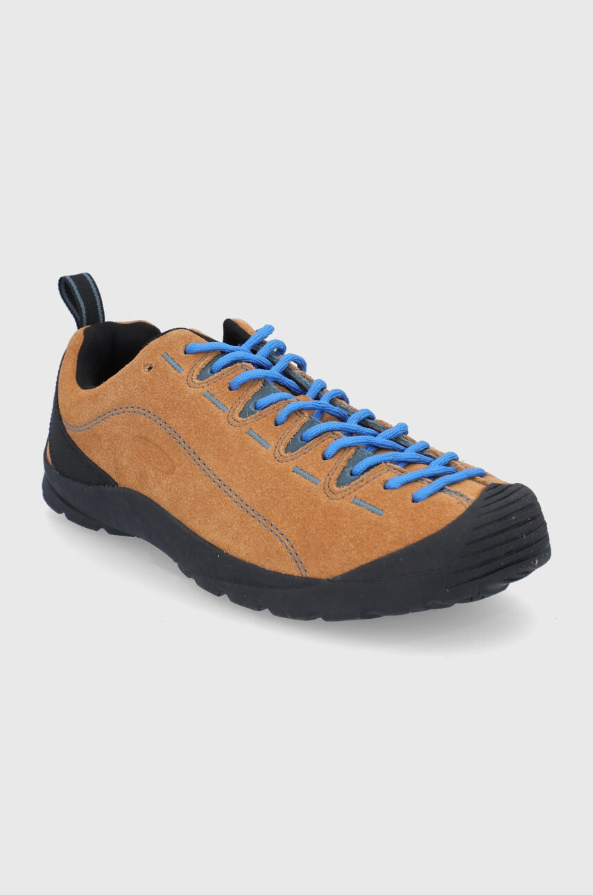 Keen Велурени обувки Jasper мъжки в жълто - Pepit.bg