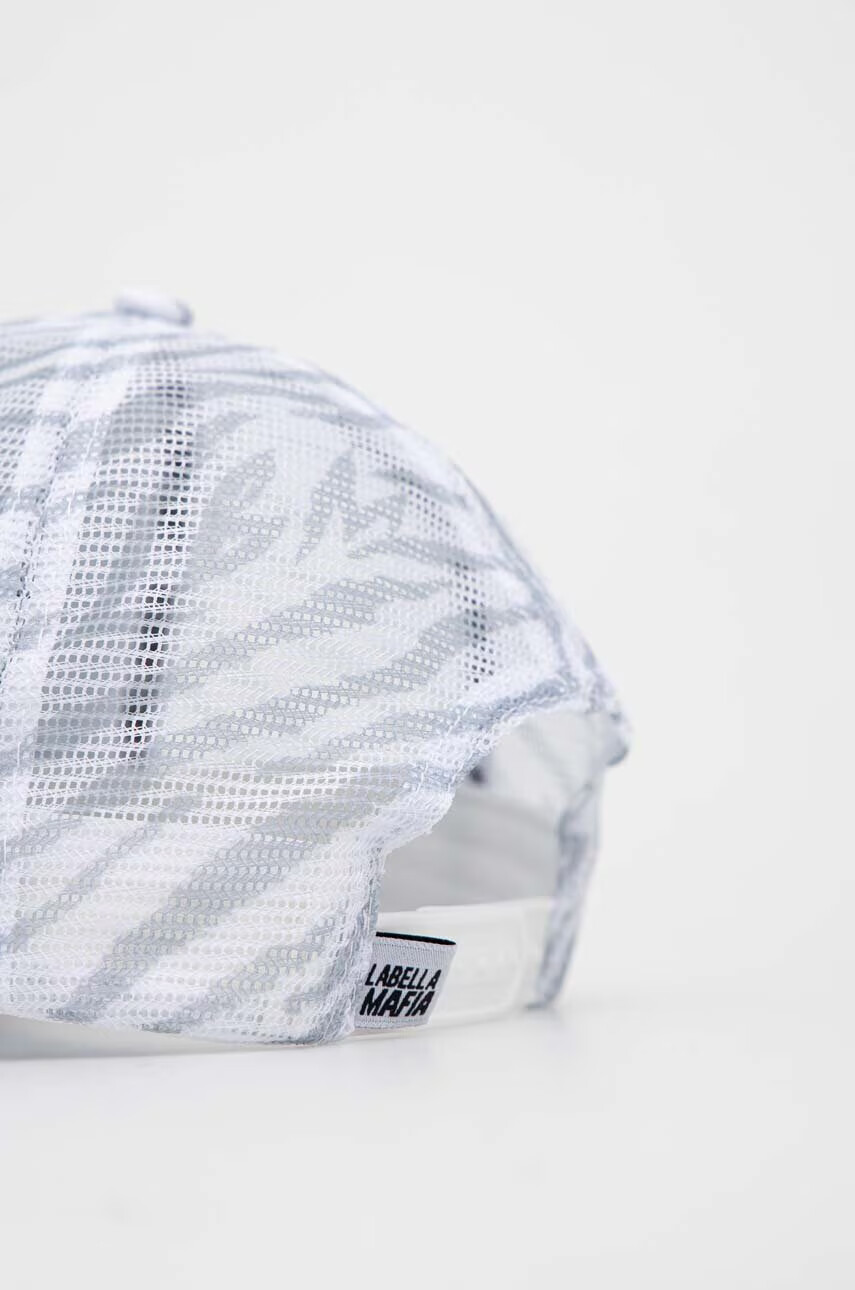 Labellamafia Шапка с козирка в бяло с десен - Pepit.bg