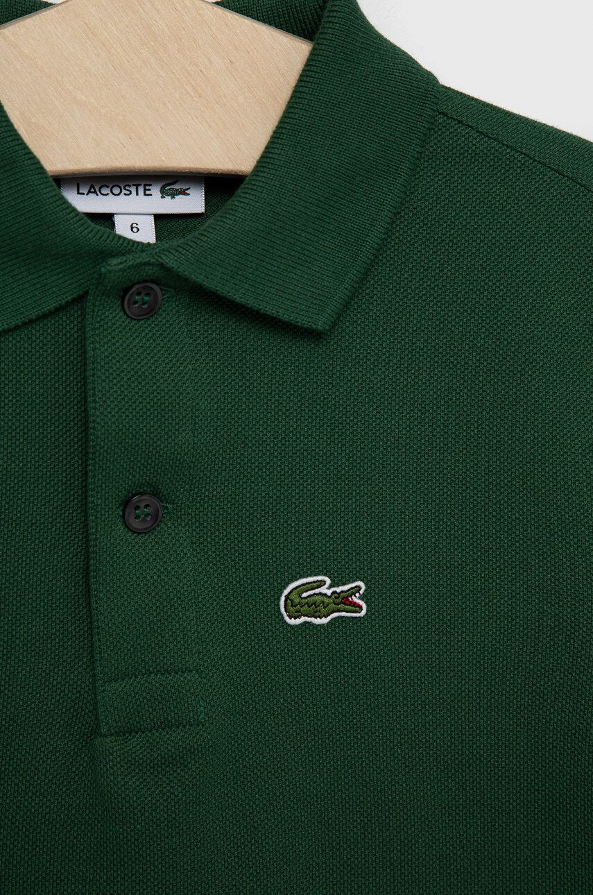 Lacoste Детска памучна тениска с яка в зелено с изчистен дизайн - Pepit.bg