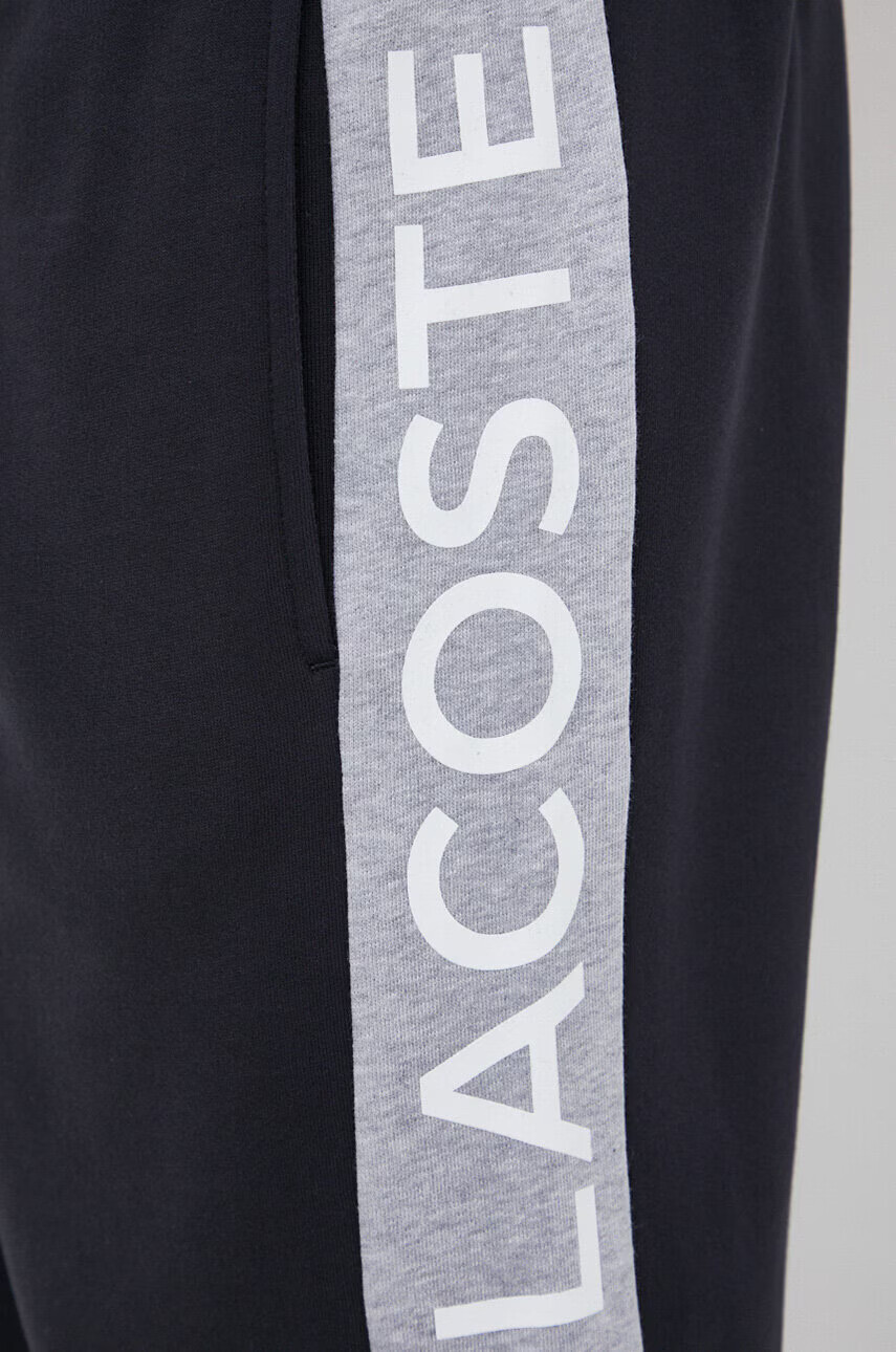 Lacoste Къс панталон в сиво - Pepit.bg