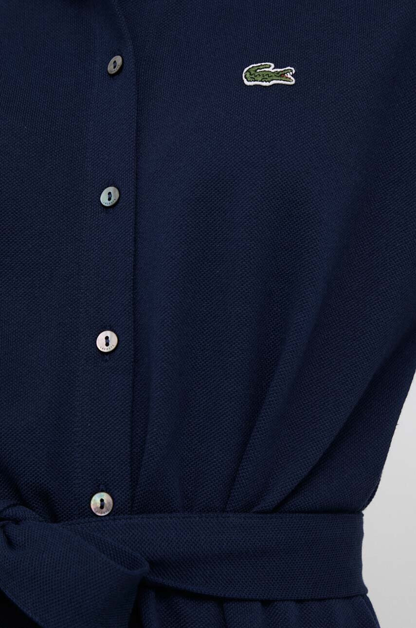 Lacoste Памучна рокля в тъмносиньо среднодълъг модел разкроен модел - Pepit.bg