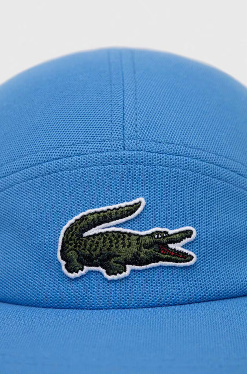 Lacoste Памучна шапка с козирка в синьо с апликация - Pepit.bg