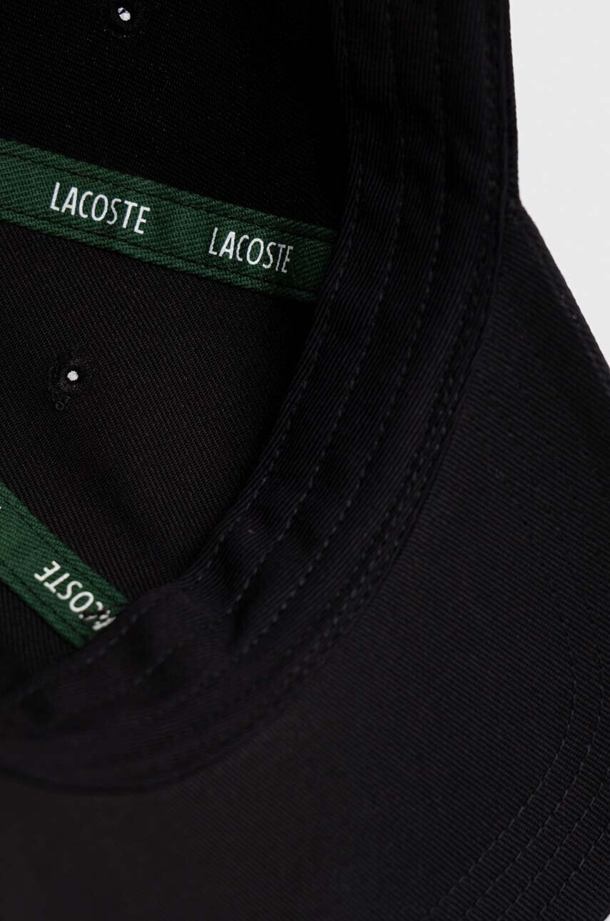 Lacoste Памучна шапка с козирка в черно с апликация - Pepit.bg