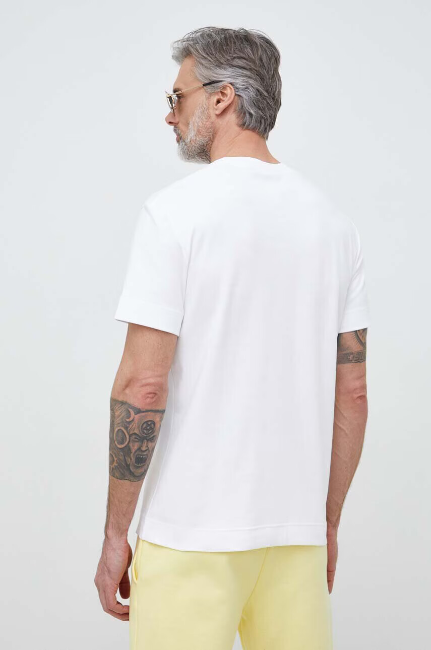 Lacoste Памучна тениска в бяло с изчистен дизайн - Pepit.bg