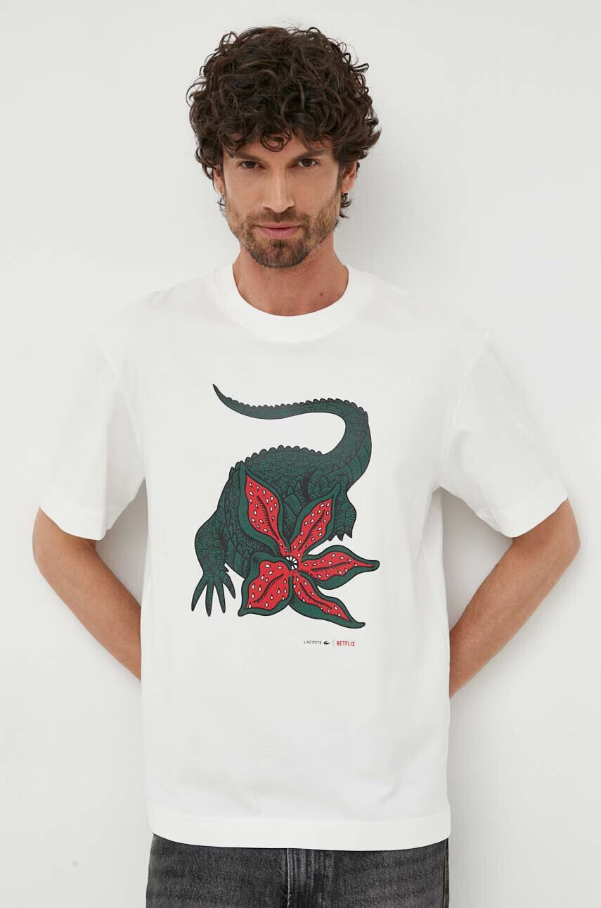 Lacoste Памучна тениска x Netflix в бяло с десен - Pepit.bg