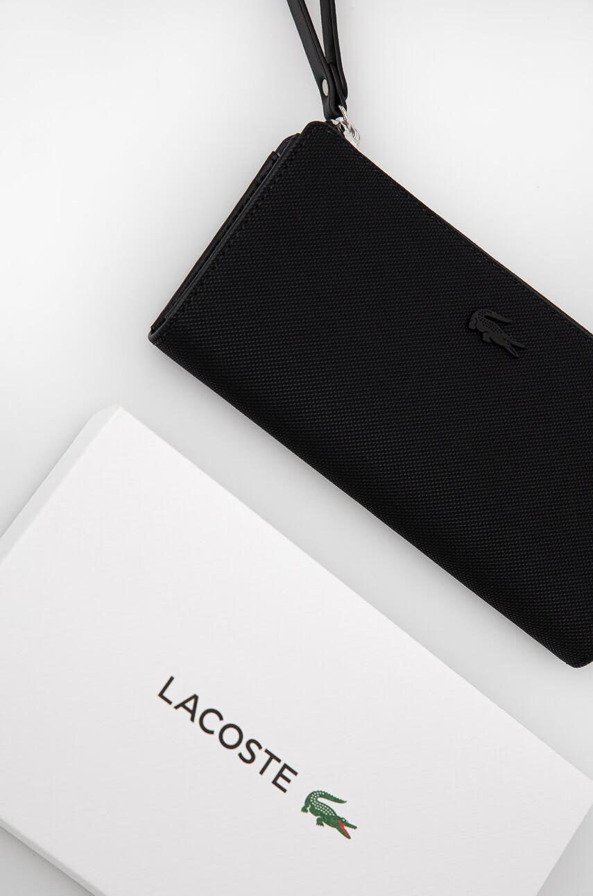 Lacoste Портмоне дамски в черно - Pepit.bg
