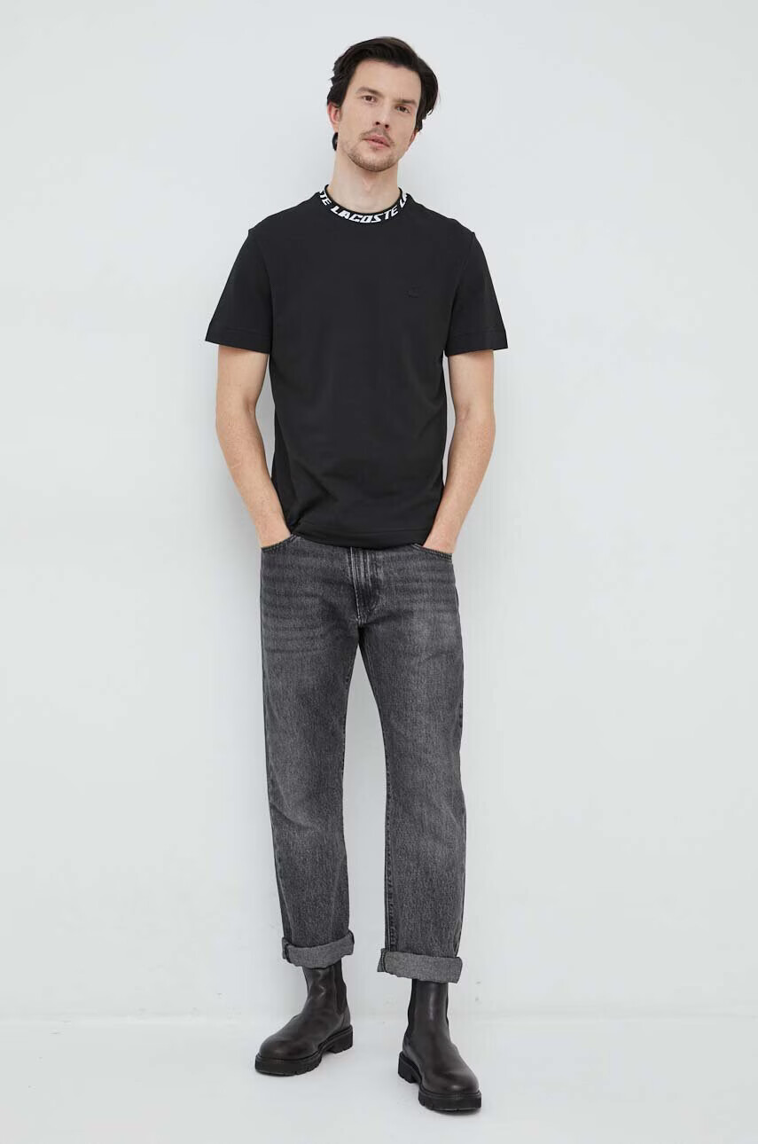 Lacoste Тениска в черно с апликация - Pepit.bg