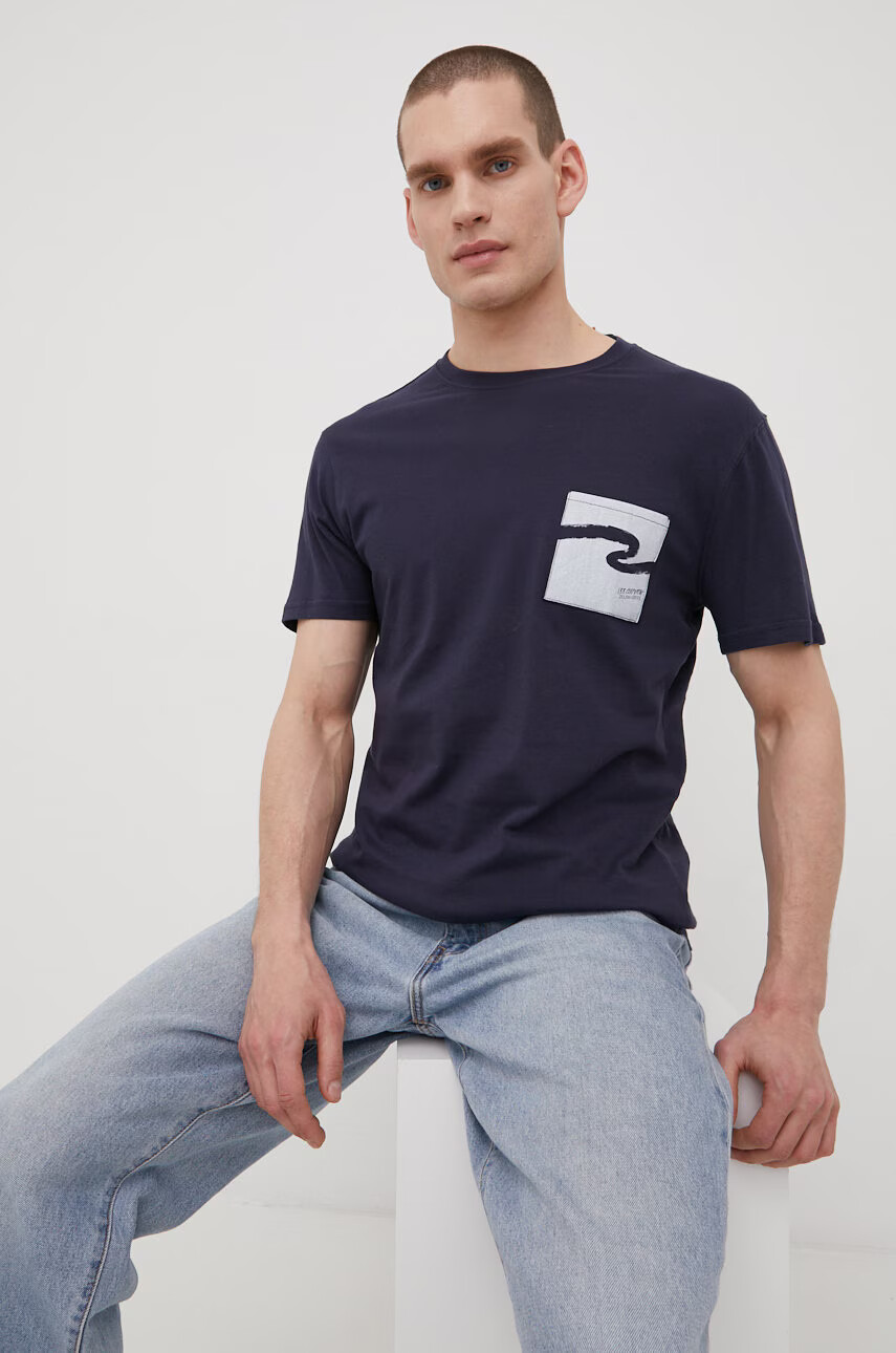 Lee Cooper Памучна тениска в тъмносиньо с принт - Pepit.bg