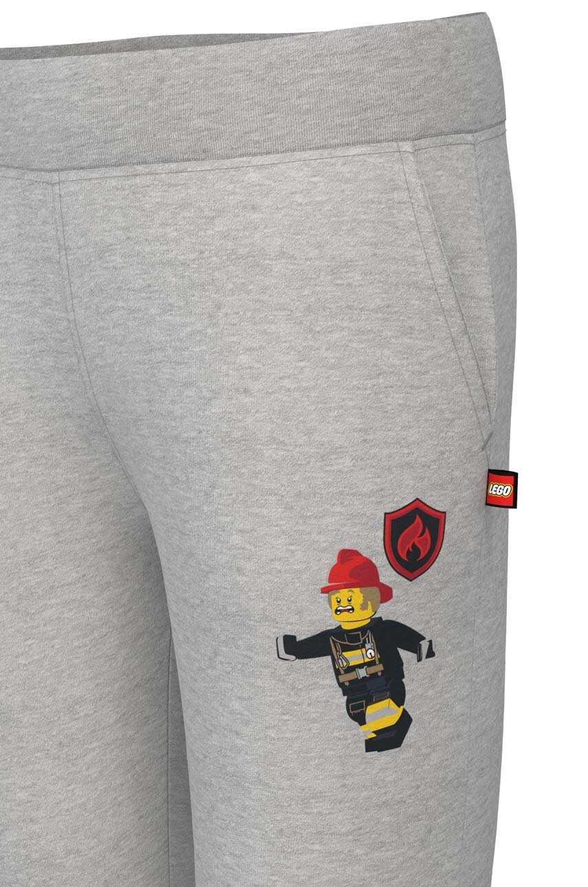 Lego Детски памучен спортен панталон в сиво с принт - Pepit.bg