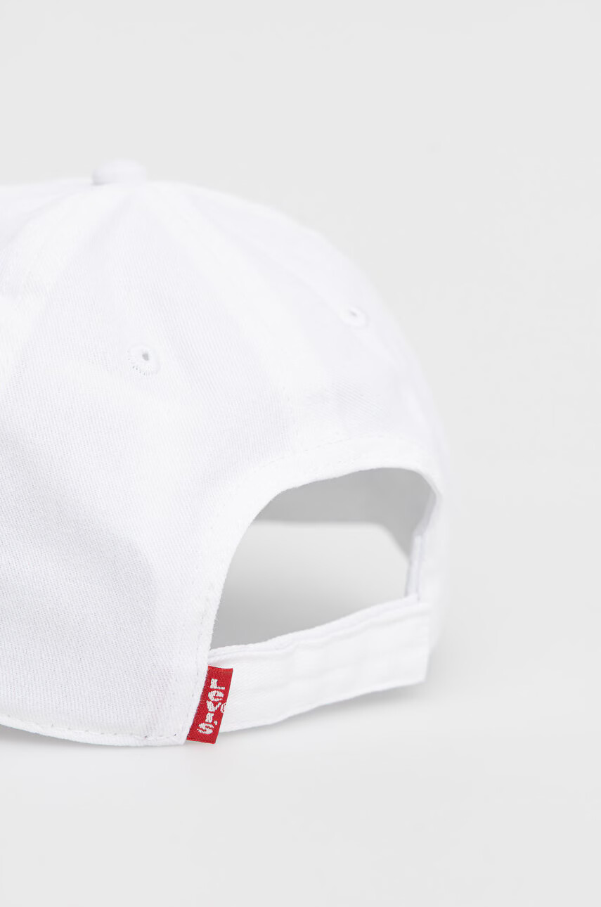Levi's Детска шапка в бяло с апликация - Pepit.bg