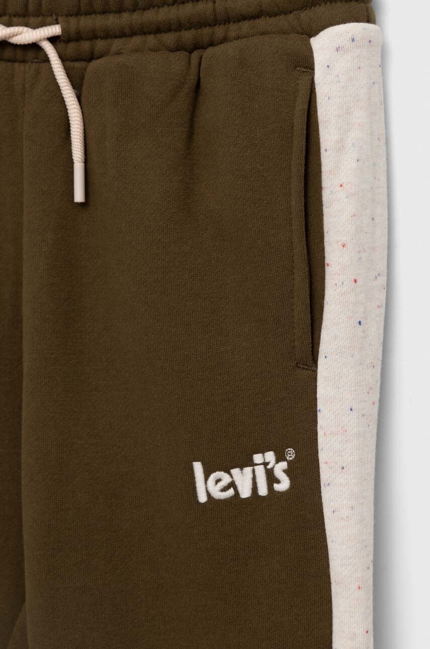 Levi's Детски спортен панталон в зелено с принт - Pepit.bg