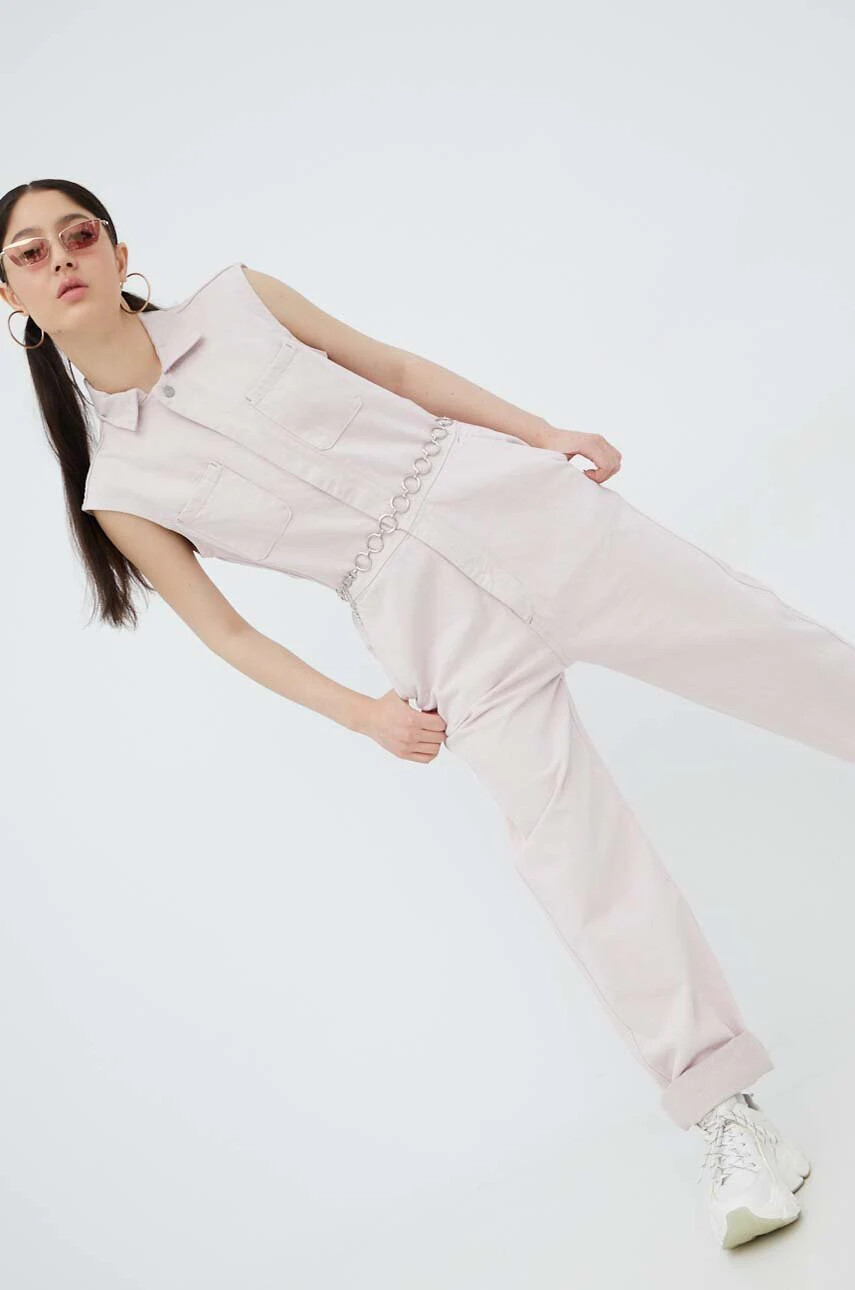 Levi's Дънков гащеризон Wltrd в розово с яка тип peter pan - Pepit.bg