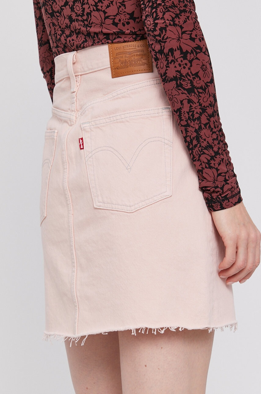 Levi's Дънкова пола в розово къс модел със стандартна кройка - Pepit.bg