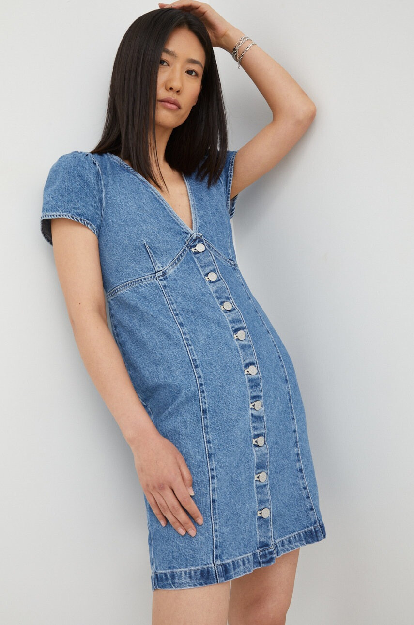 Levi's Дънкова рокля - Pepit.bg