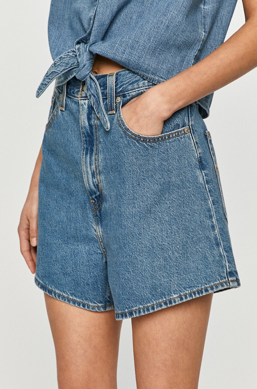 Levi's Къс панталон дамски - Pepit.bg