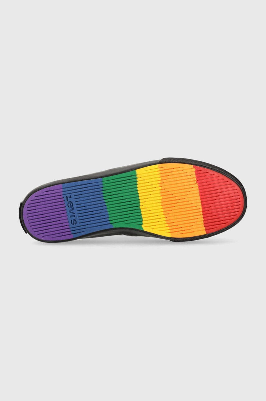 Levi's Ниски кецове Decon Slip On S в бяло - Pepit.bg