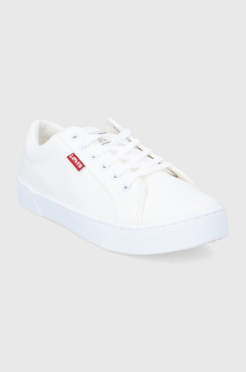 Levi's Ниски кецове Malibu 2.0 дамски в бяло - Pepit.bg