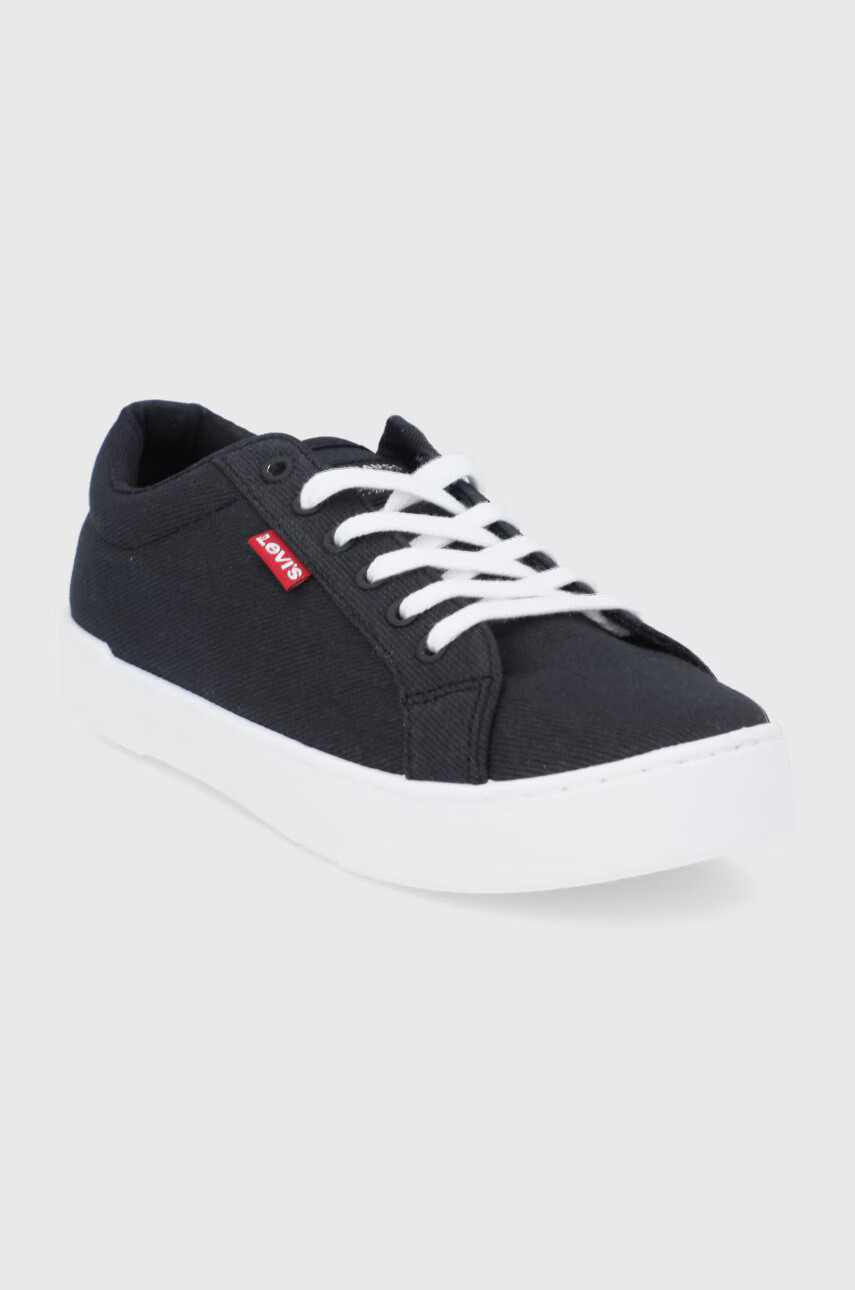 Levi's Ниски кецове Malibu 2.0 дамски в черно - Pepit.bg