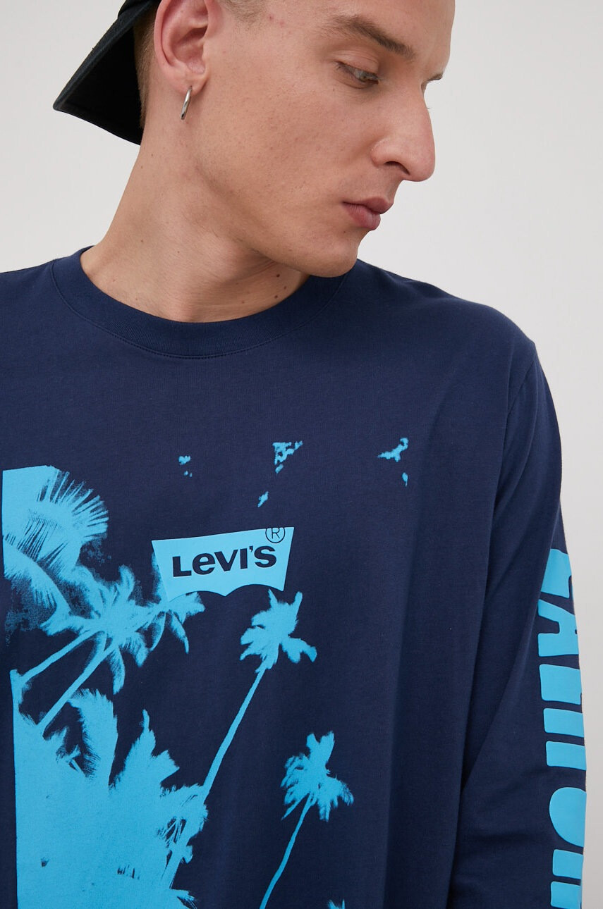 Levi's Памучна блуза с дълги ръкави в тъмносиньо с принт - Pepit.bg