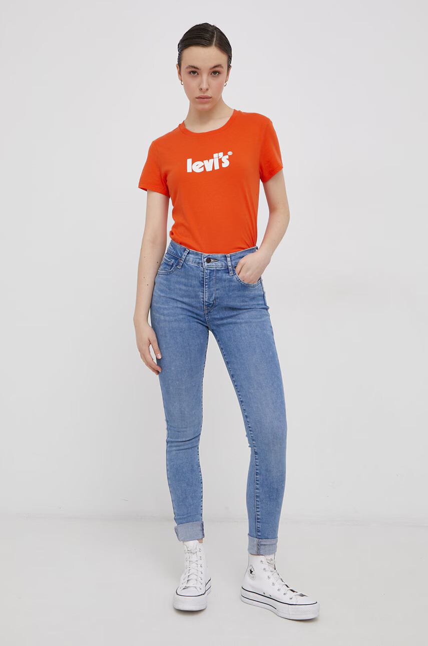 Levi's Памучна тениска в оранжево - Pepit.bg