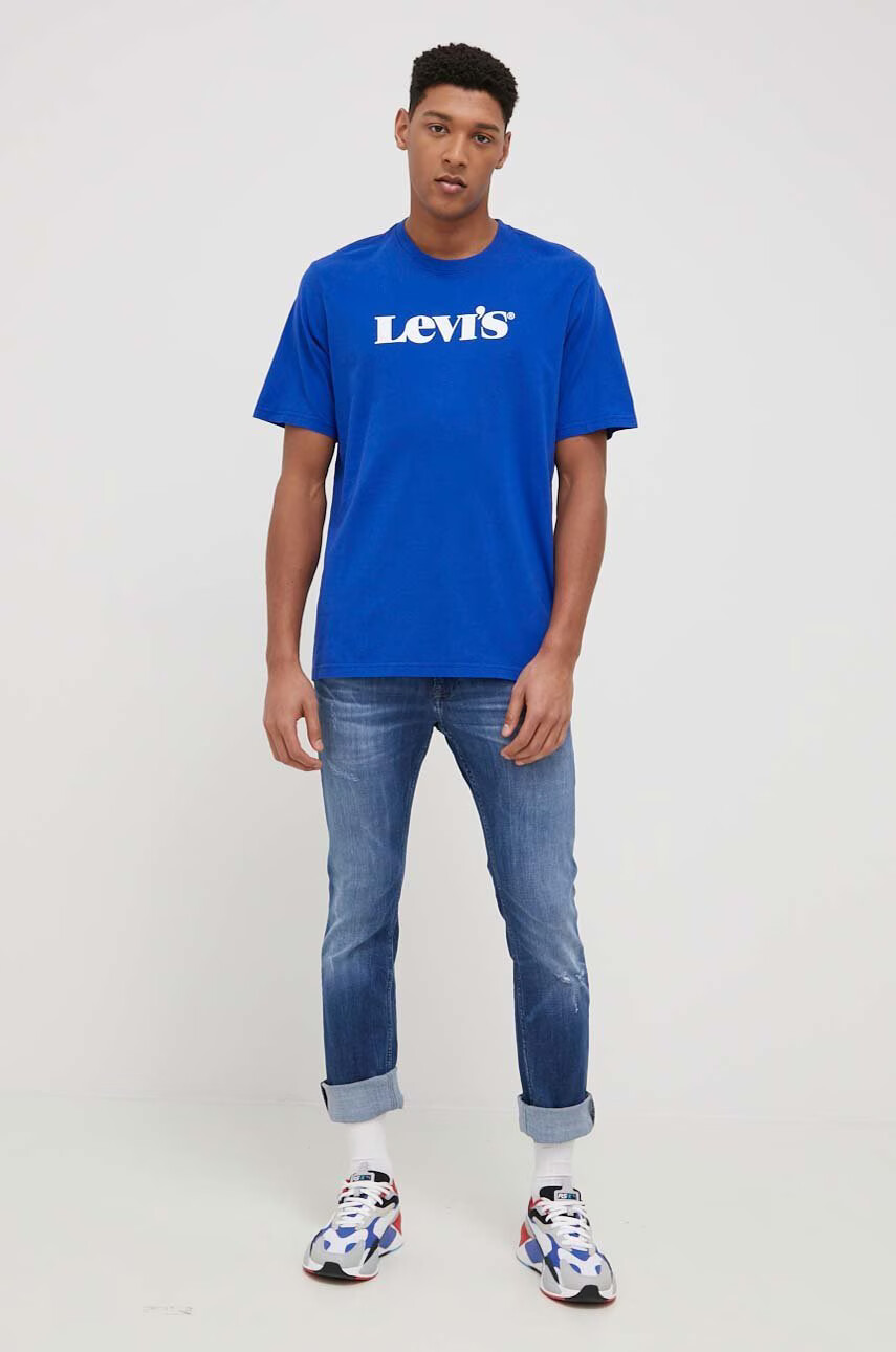 Levi's Памучна тениска в оранжево - Pepit.bg