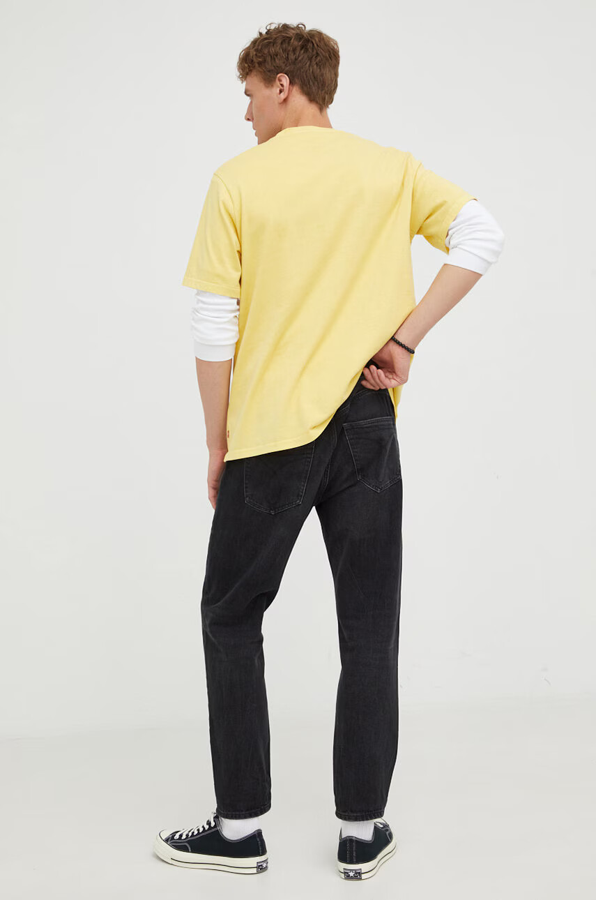 Levi's Памучна тениска в жълто с принт - Pepit.bg