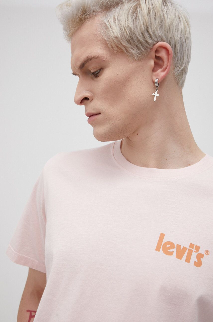 Levi's Памучна тениска в оранжево - Pepit.bg