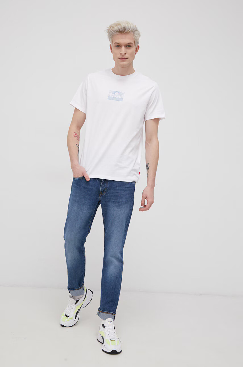 Levi's Памучна тениска в бяло с изчистен дизайн - Pepit.bg