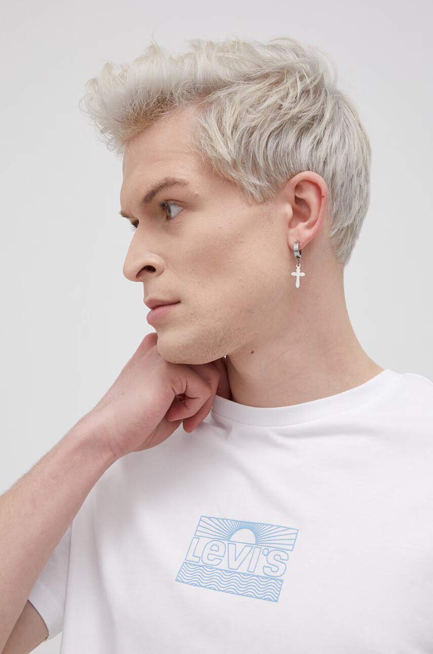 Levi's Памучна тениска в бяло с изчистен дизайн - Pepit.bg