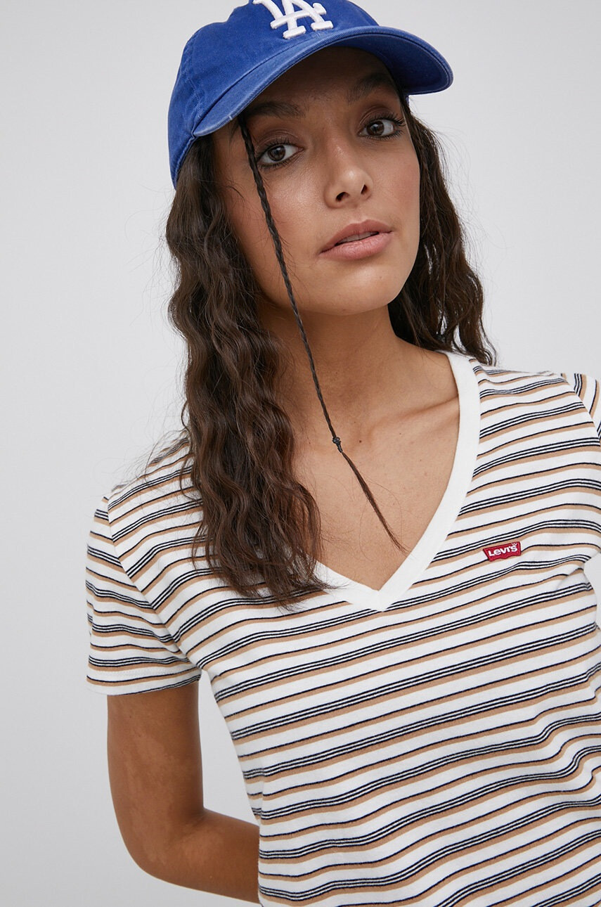 Levi's Памучна тениска в бежово - Pepit.bg