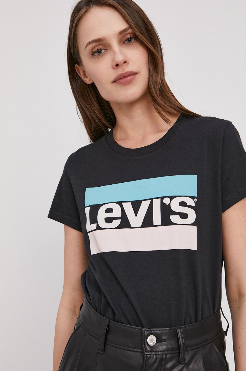 Levi's Тениска в черно - Pepit.bg