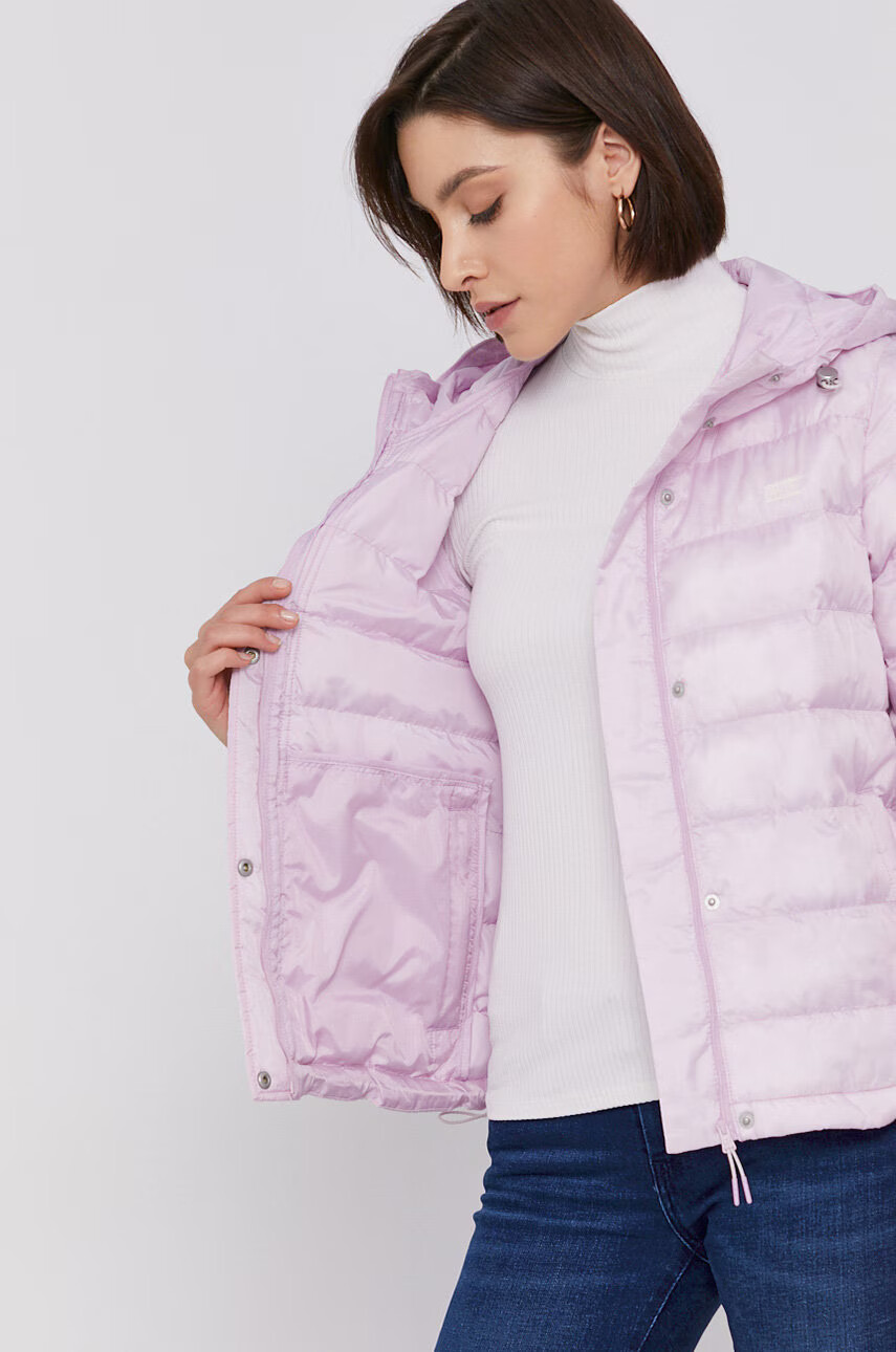 Levi's Яке в розово с преходна изолация - Pepit.bg