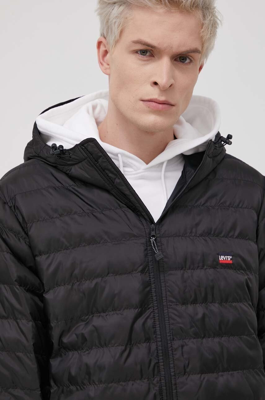 Levi's Яке в черно с преходна изолация - Pepit.bg