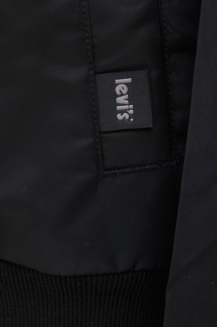 Levi's Яке в черно с преходна изолация - Pepit.bg