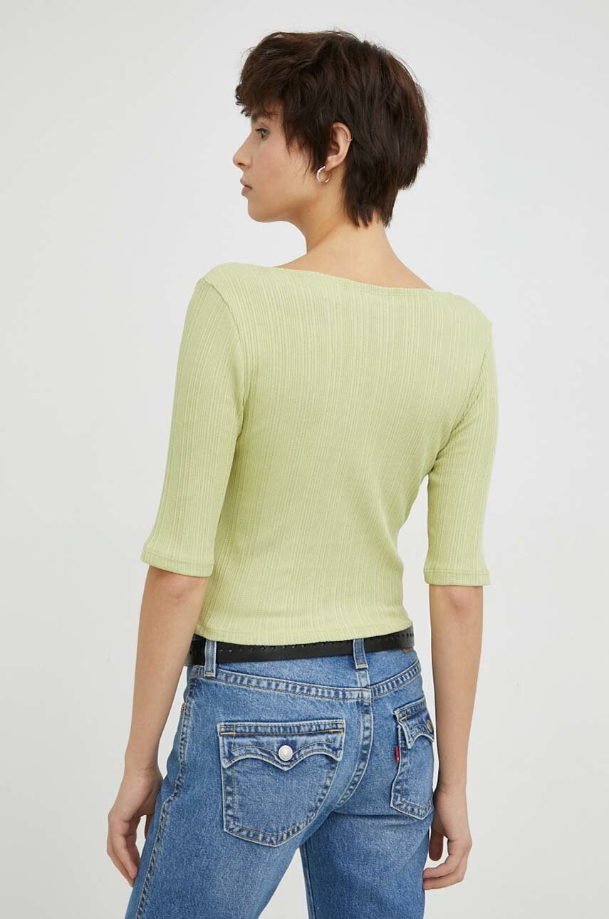 Levi's Блуза в зелено с изчистен дизайн - Pepit.bg