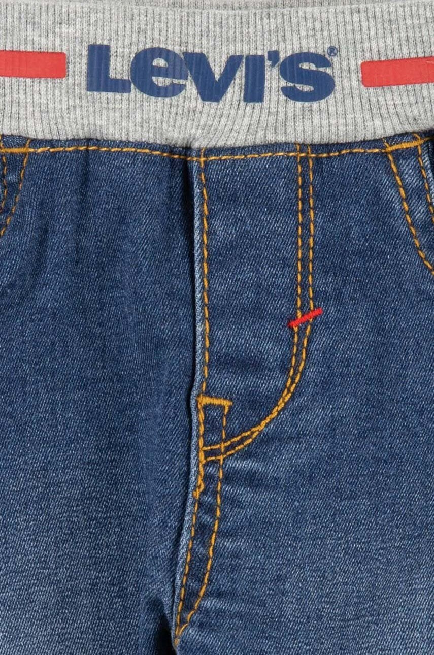 Levi's Детски дънков къс панталон в синьо с принт - Pepit.bg