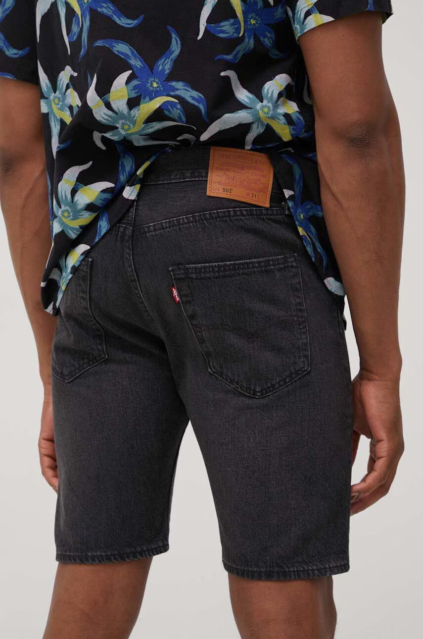 Levi's Дънкови къси панталони мъжко в сиво - Pepit.bg