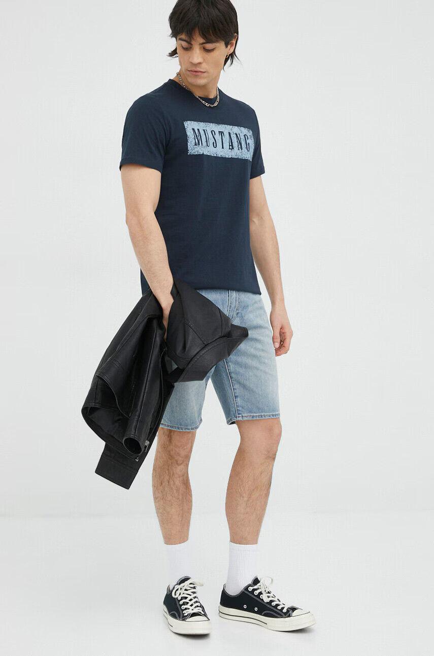 Levi's Дънкови къси панталони в синьо - Pepit.bg