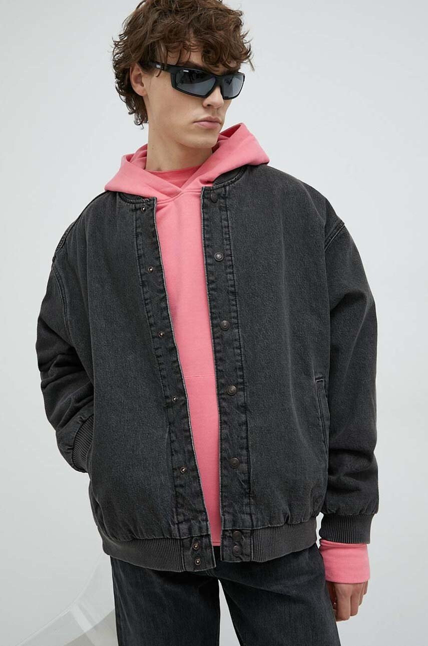 Levi's Дънково яке в черно с преходна изолация - Pepit.bg