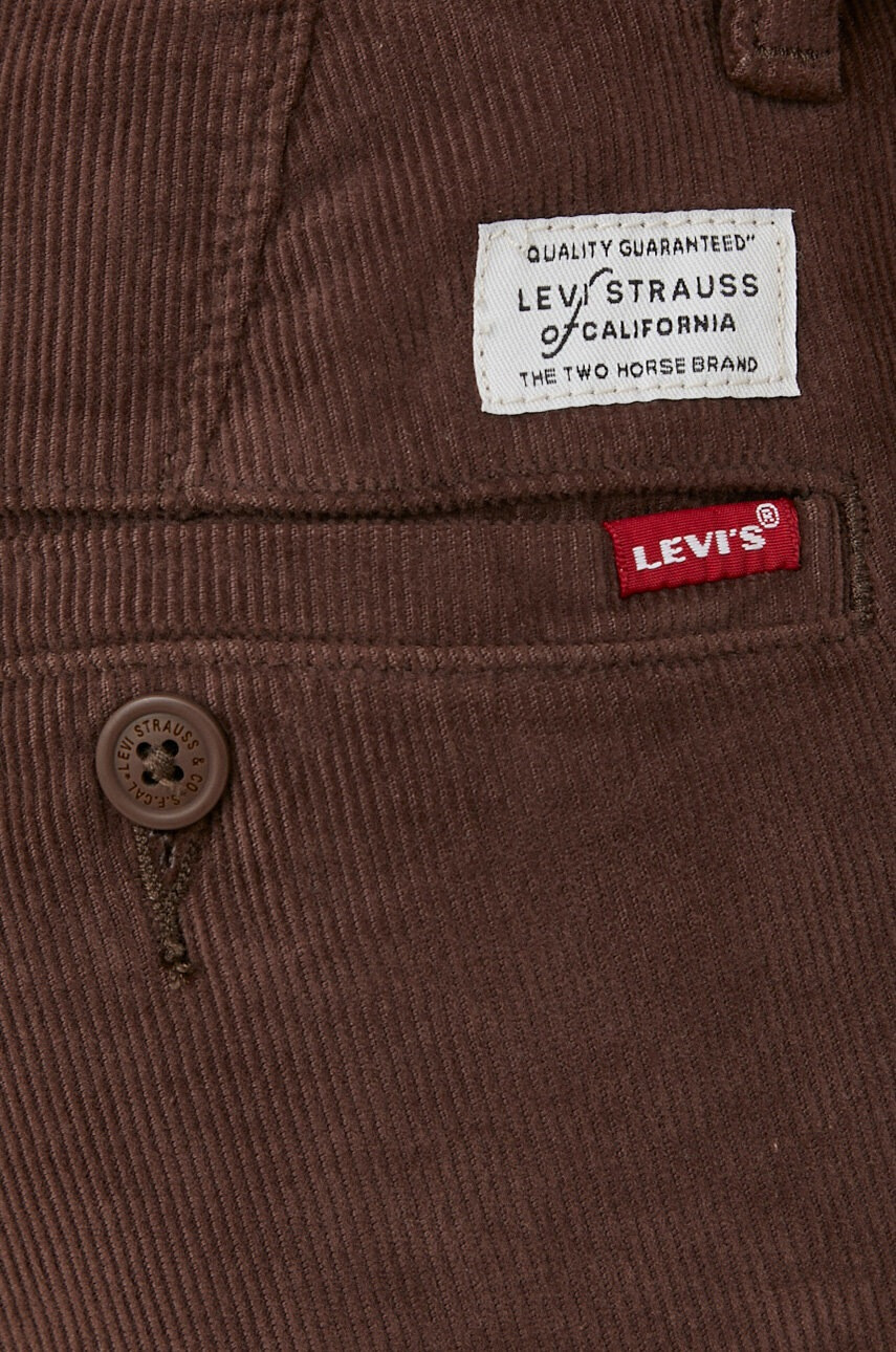 Levi's Джинсов панталон в кафяво с кройка тип чино - Pepit.bg