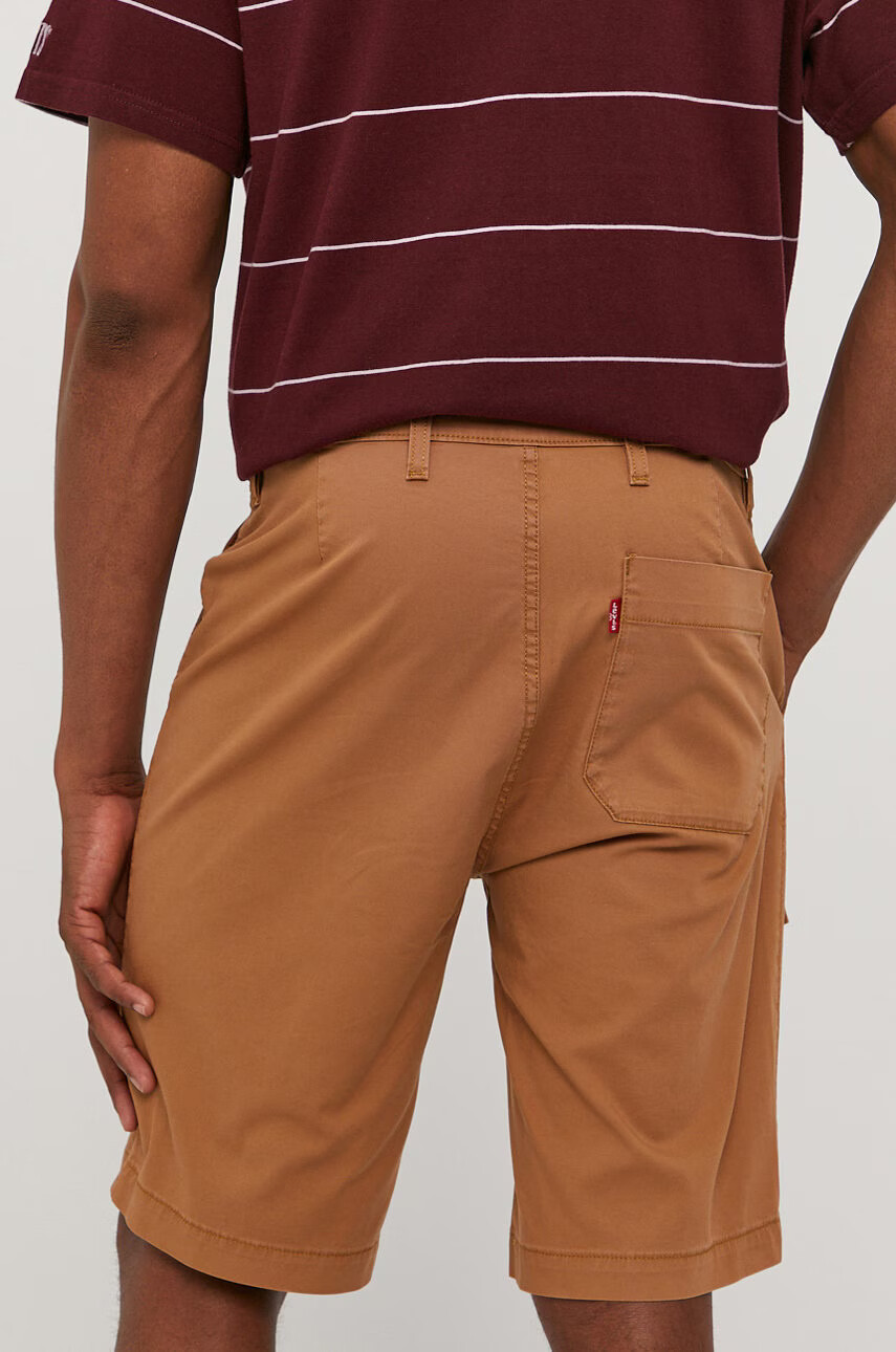 Levi's Къс панталон в бежово - Pepit.bg