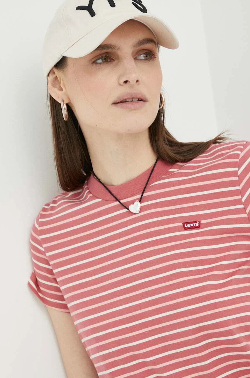 Levi's Памучна тениска в червено - Pepit.bg