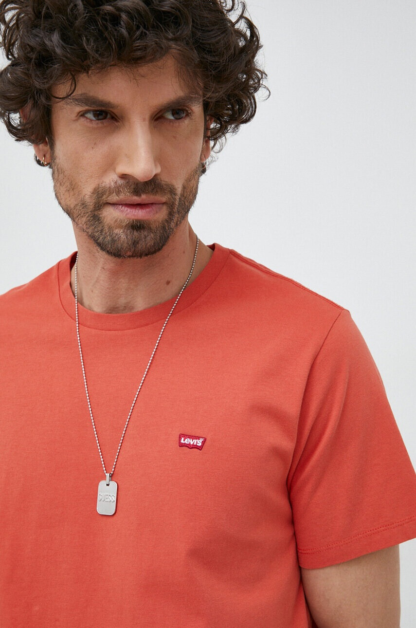 Levi's Памучна тениска в синьо с изчистен дизайн - Pepit.bg