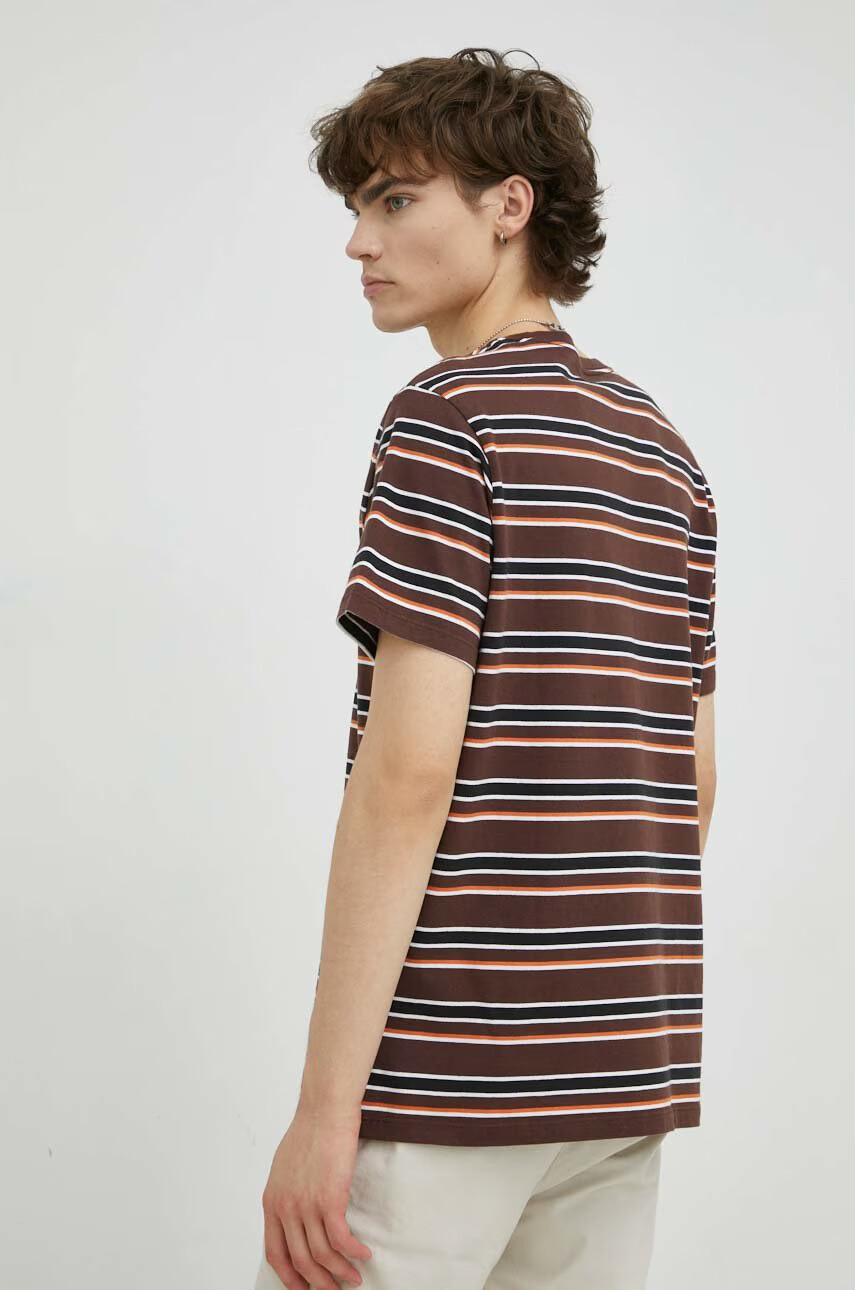 Levi's Памучна тениска в кафяво с десен - Pepit.bg
