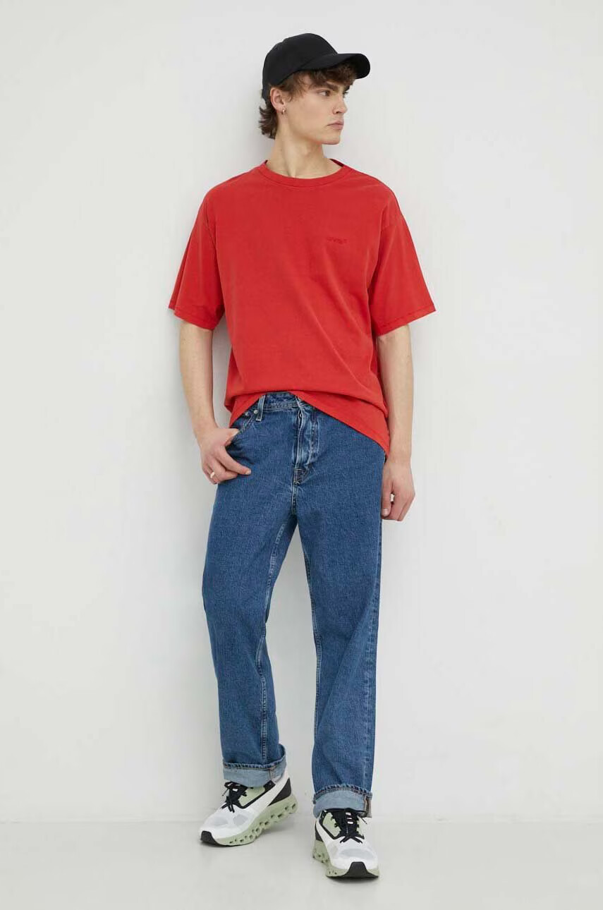 Levi's Памучна тениска в червено с изчистен дизайн - Pepit.bg