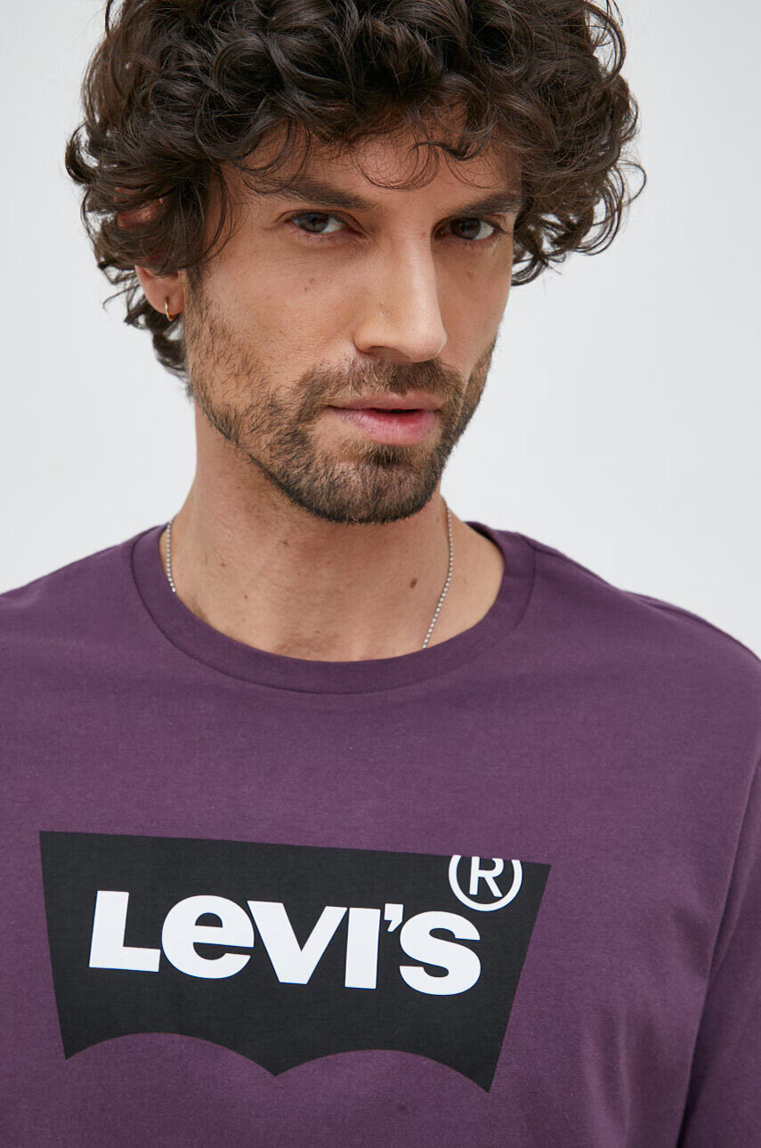 Levi's Памучна тениска в лилаво с принт - Pepit.bg