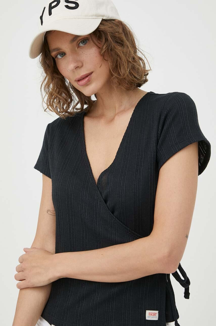 Levi's Тениска в черно - Pepit.bg