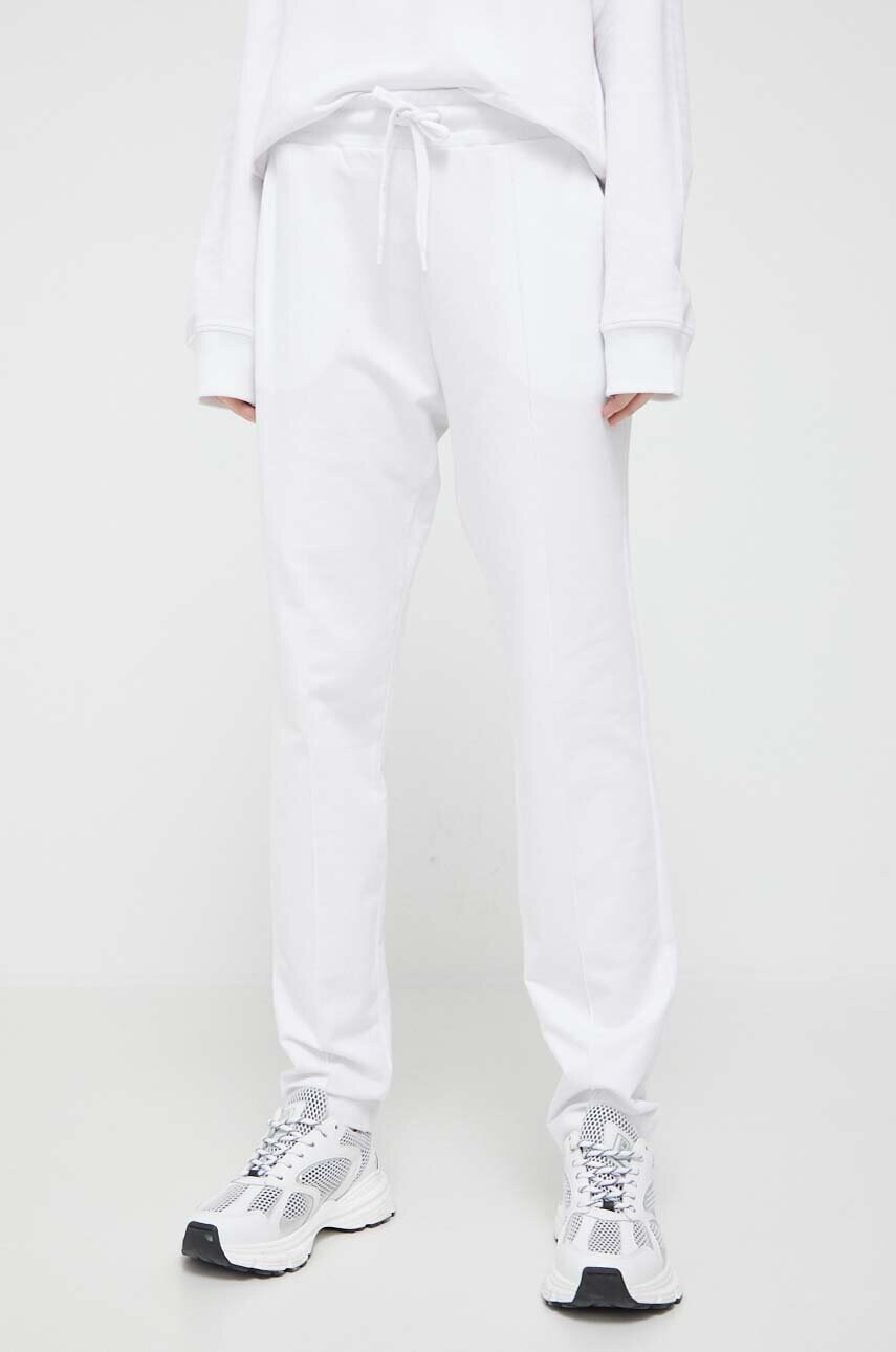 Love Moschino Анцуг дамски в бяло - Pepit.bg