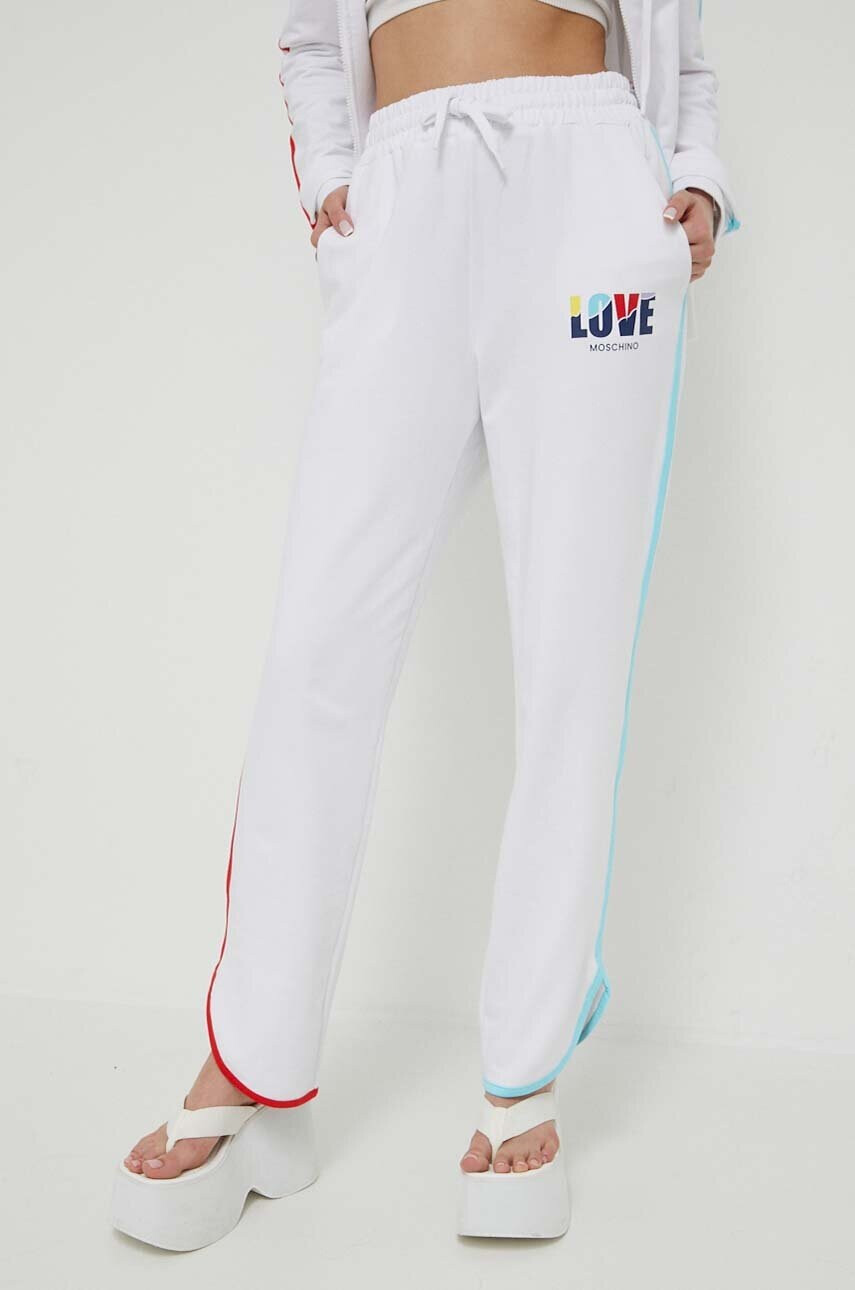 Love Moschino Анцуг дамски в бяло - Pepit.bg
